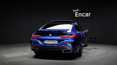 BMW 8-Series