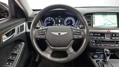 Hyundai Genesis