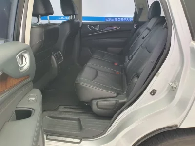 Infiniti JX