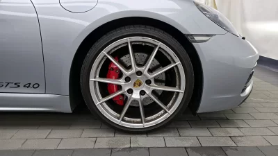 Porsche 718