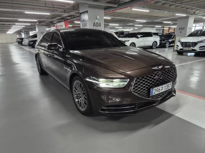 Genesis G90