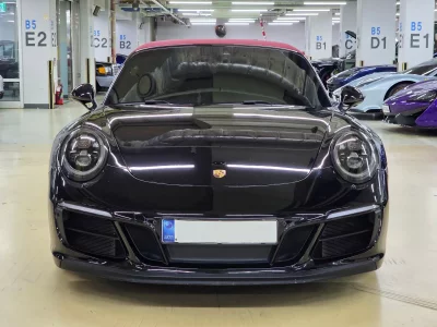 Porsche 911