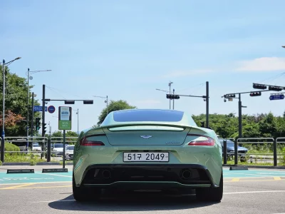 Astonmartin Vanquish