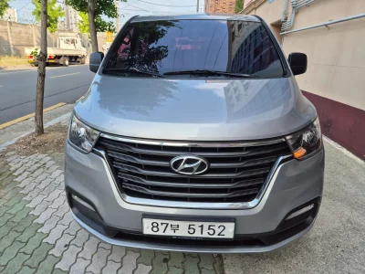 Hyundai Starex