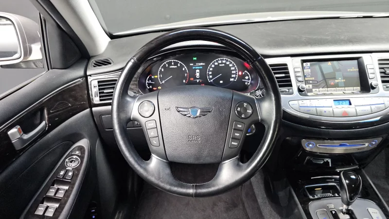 Hyundai Genesis
