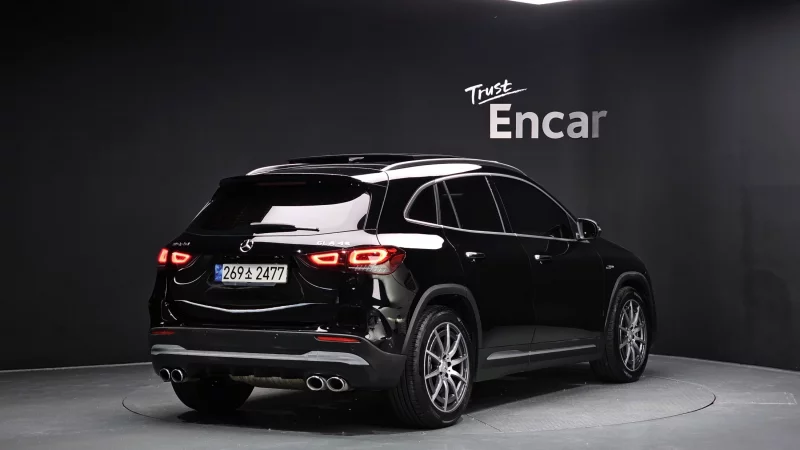 Mercedes-Benz GLA-Class