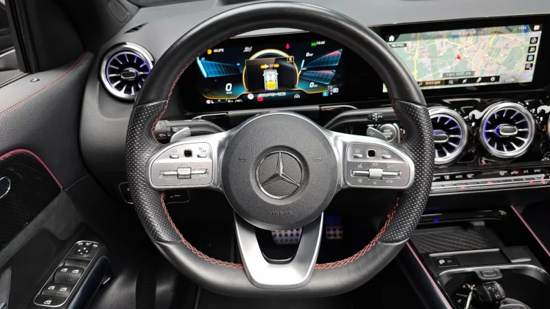 Mercedes-Benz GLA-Class