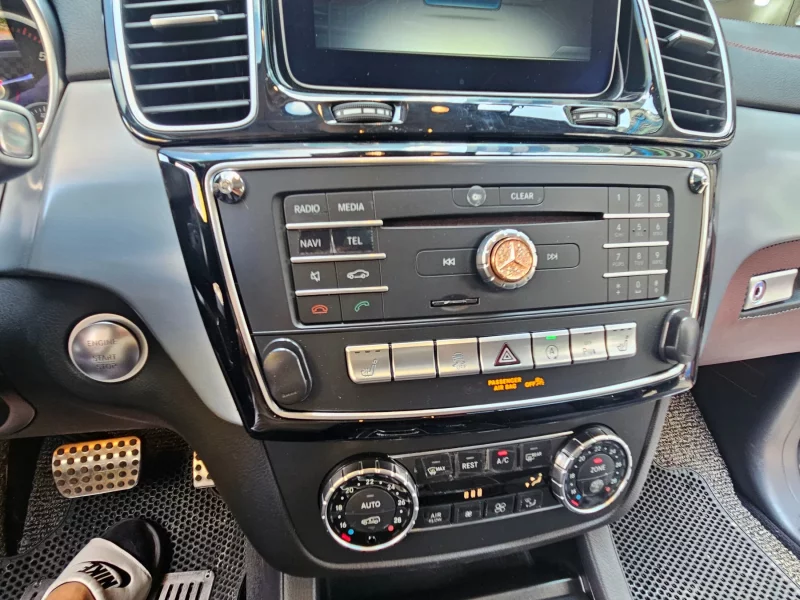 Mercedes-Benz GLE-Class