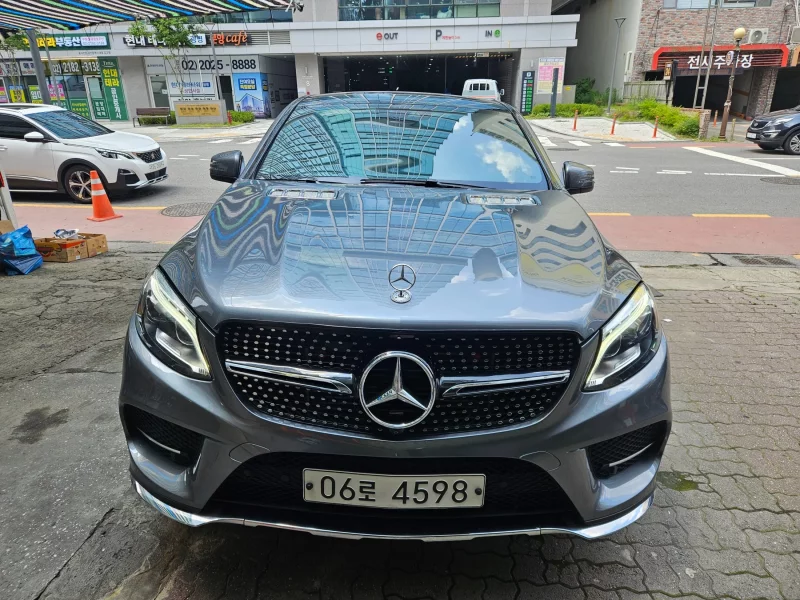 Mercedes-Benz GLE-Class