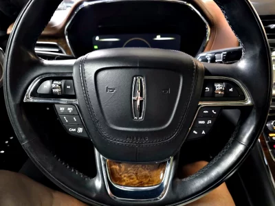 Lincoln CONTINENTAL