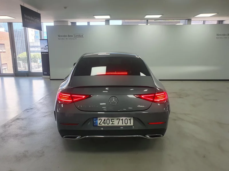 Mercedes-Benz CLS-Class