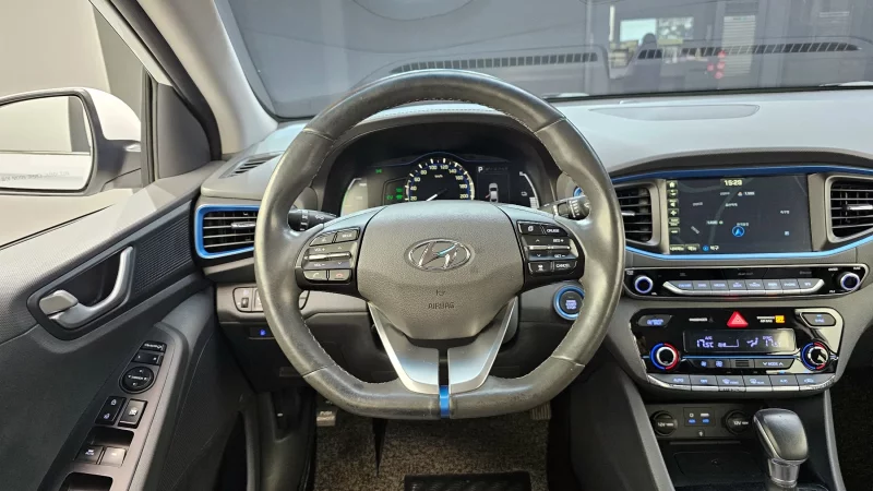 Hyundai Ioniq