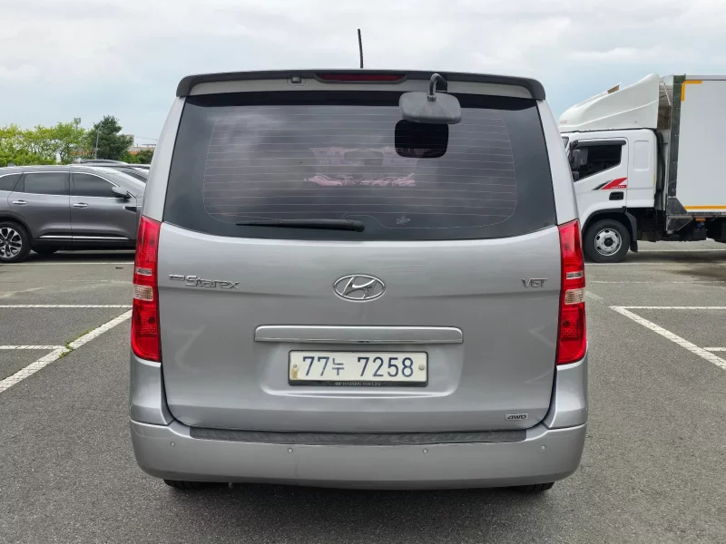 Hyundai Grand Starex