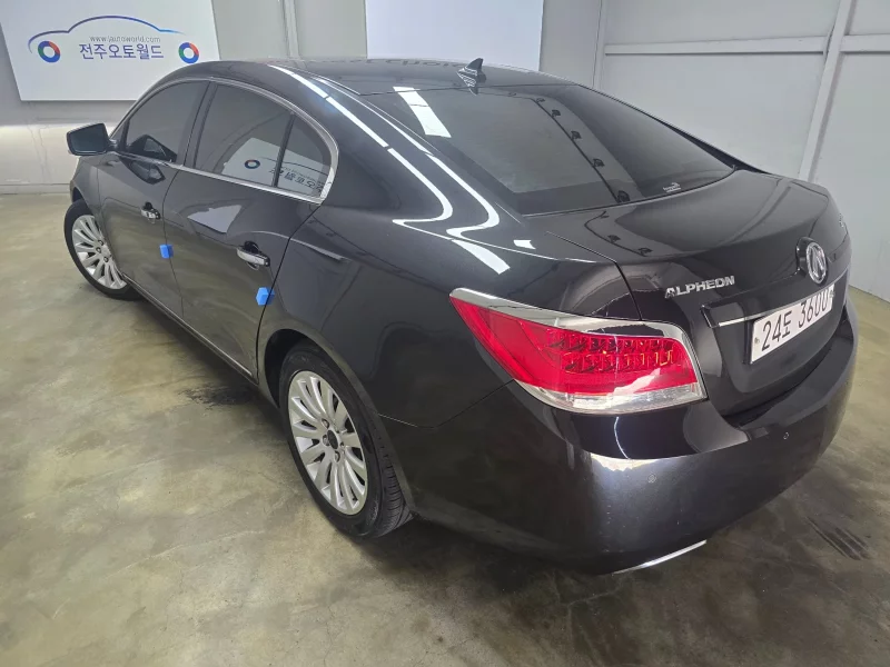 Daewoo Alpheon