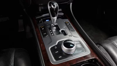 Hyundai Equus
