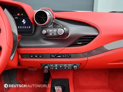 Ferrari F8