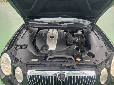 Kia OPIRUS