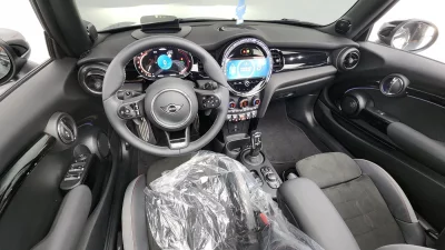 MINI Cooper Convertible