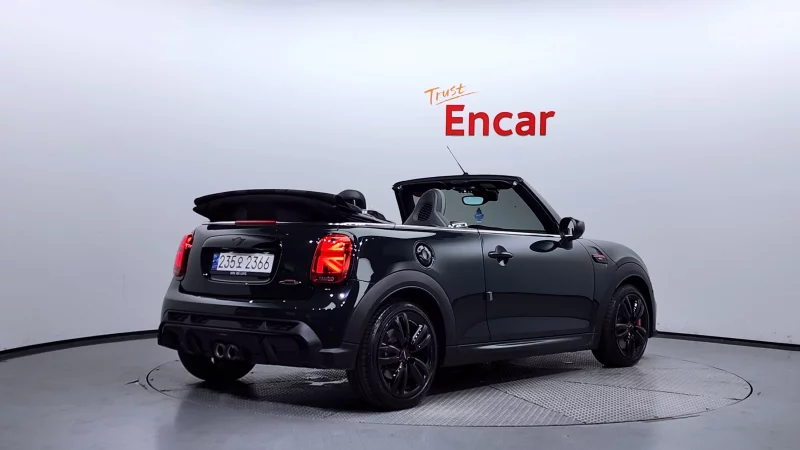 MINI Cooper Convertible