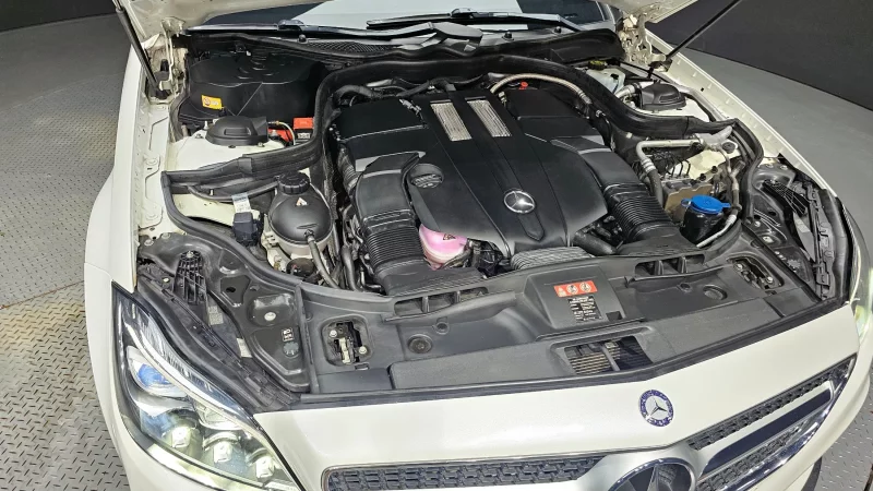 Mercedes-Benz CLS-Class