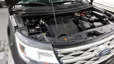 Ford EXPLORER