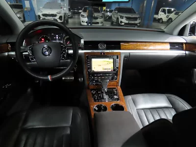 Volkswagen Phaeton