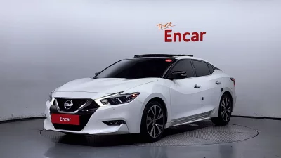Nissan MAXIMA