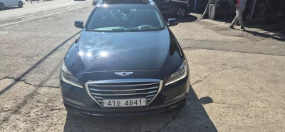 Hyundai Genesis