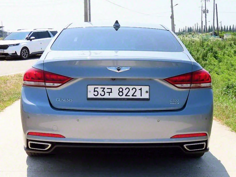 Hyundai Genesis