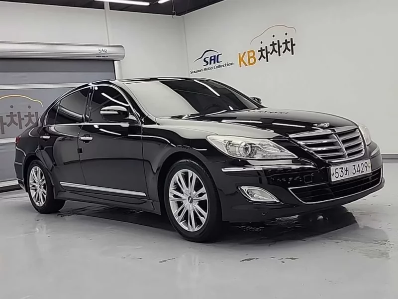 Hyundai Genesis