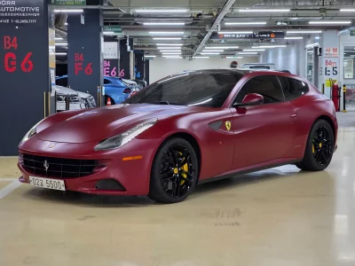 Ferrari FF