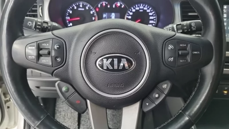 Kia Carens