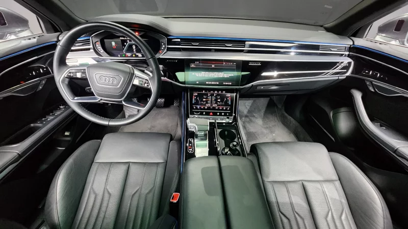 Audi A8