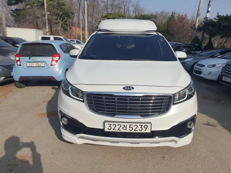 Kia Carnival