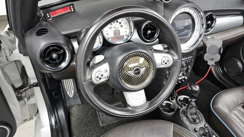 MINI Cooper Convertible