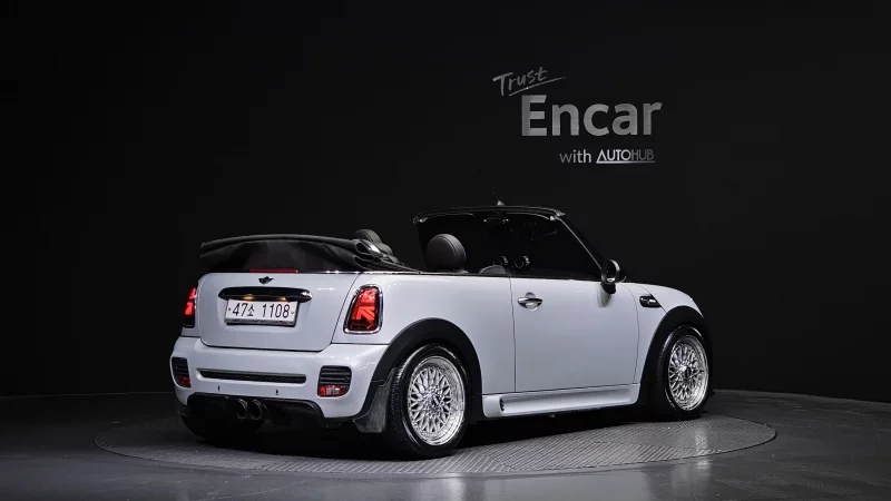 MINI Cooper Convertible