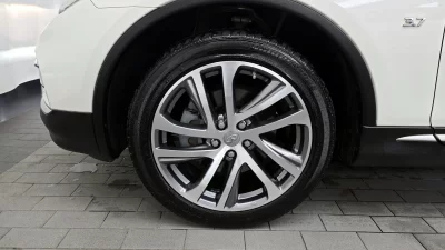 Infiniti QX50