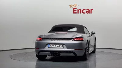 Porsche 718