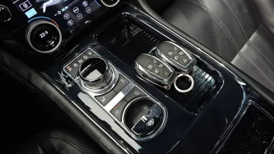 Jaguar XJ