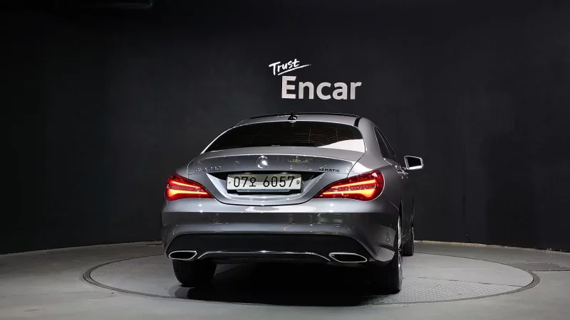Mercedes-Benz CLA-Class