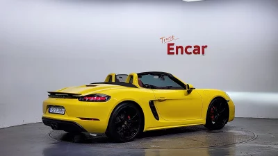 Porsche 718
