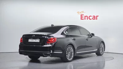 Kia K9