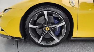Ferrari SF90
