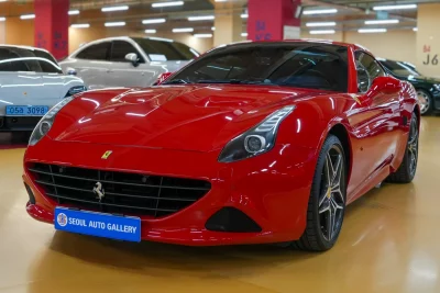 Ferrari CALIFORNIA