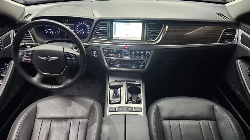 Genesis G80