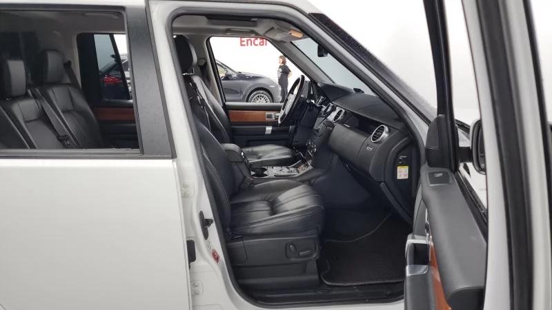 Land Rover DISCOVERY