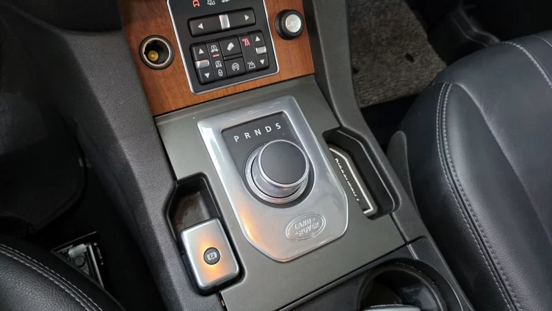 Land Rover DISCOVERY