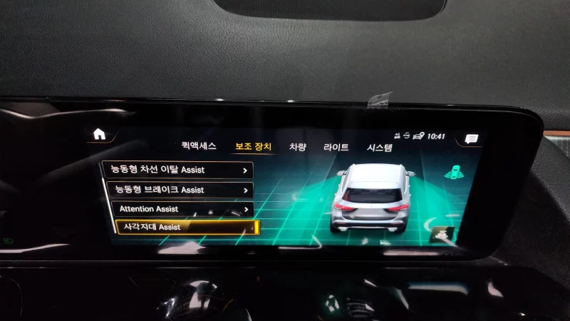 Mercedes-Benz GLA-Class