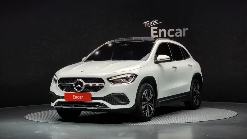 Mercedes-Benz GLA-Class
