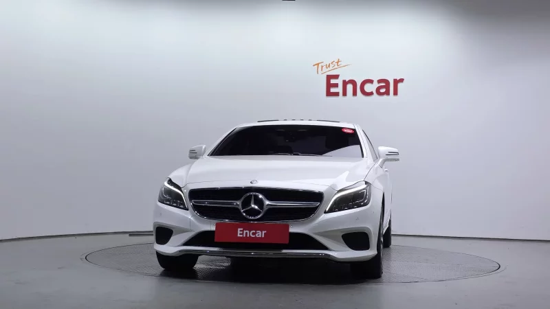 Mercedes-Benz CLS-Class